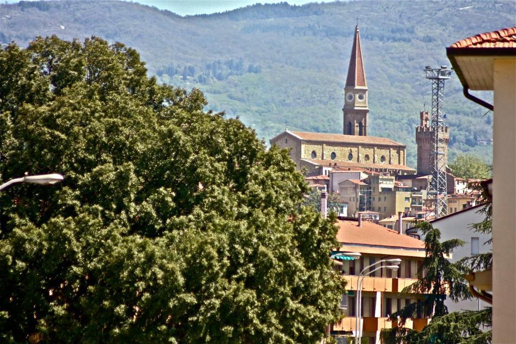 Affittacamere La Casa Di Elide Arezzo Exteriör bild